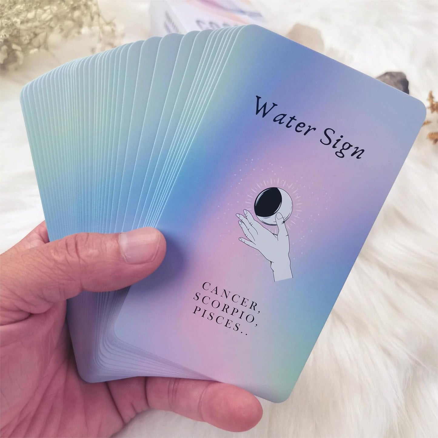 Cosmic Insight Oracle: 40 oracle cards with keywords and important messages of love situations