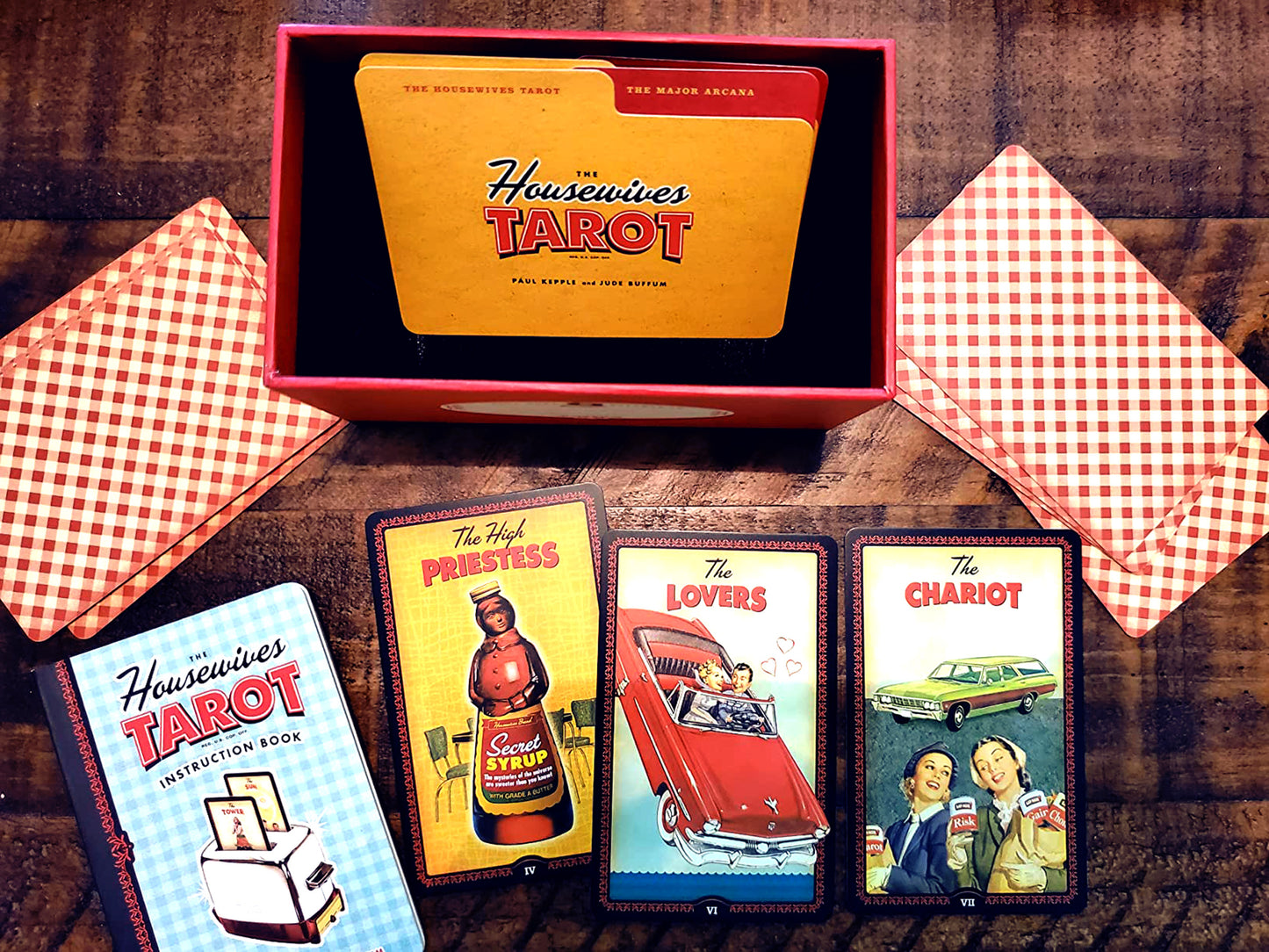 The Housewives Tarot: A Domestic Divination Kit 78 Tarot Card Deck & Guidebook