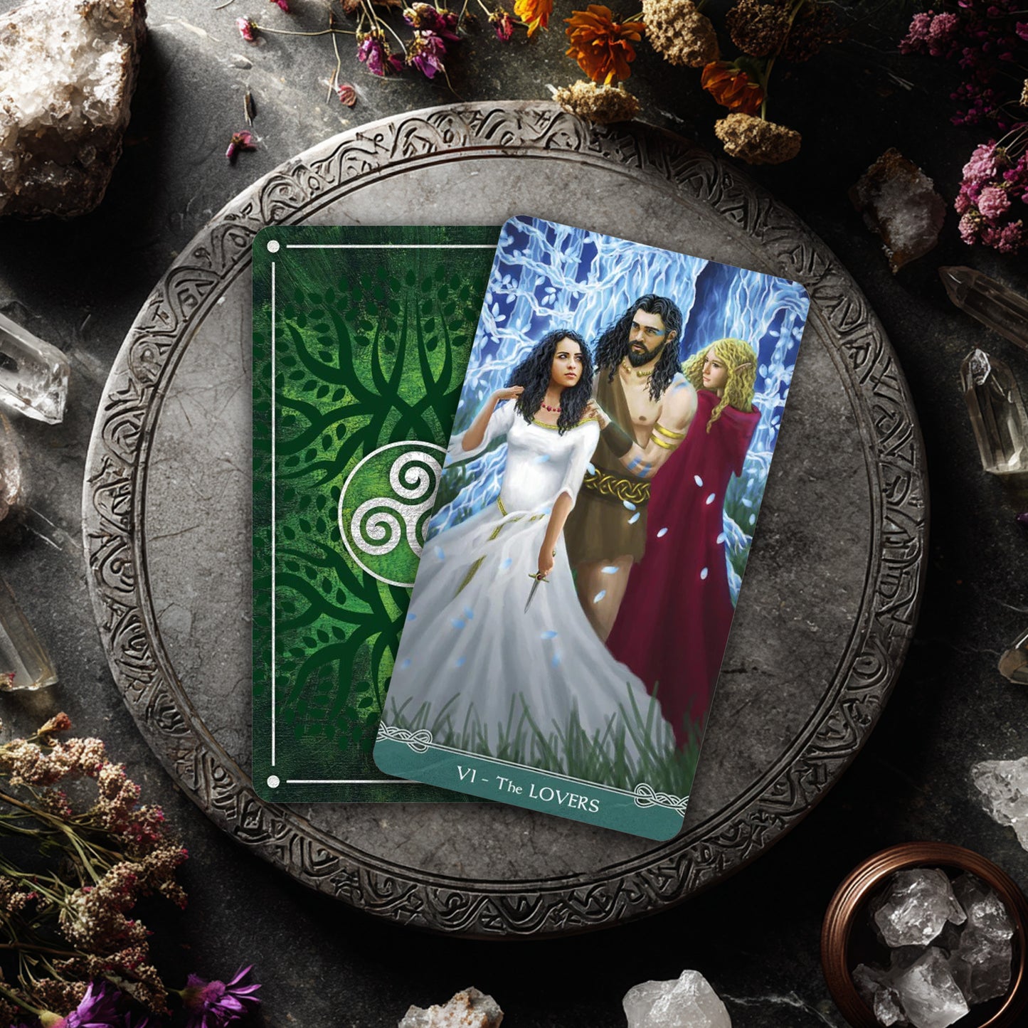 Universal Celtic Tarot Deck: 78 Tarot Cards & Guidebook