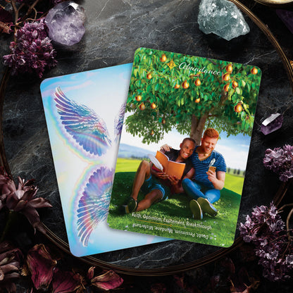 Angels & Auras Oracle: 44 Oracle Cards & Guidebook