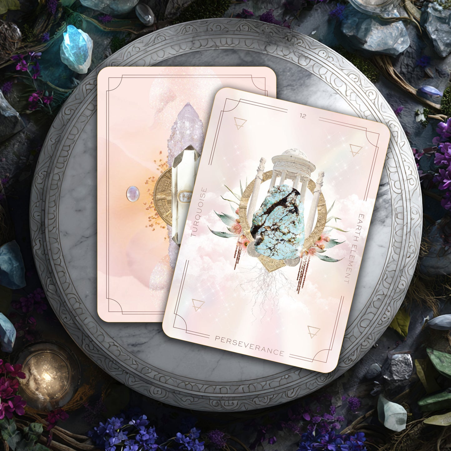 Astral Realms Crystal Oracle : A Gorgeous 33 Oracle Card Deck & Guidebook