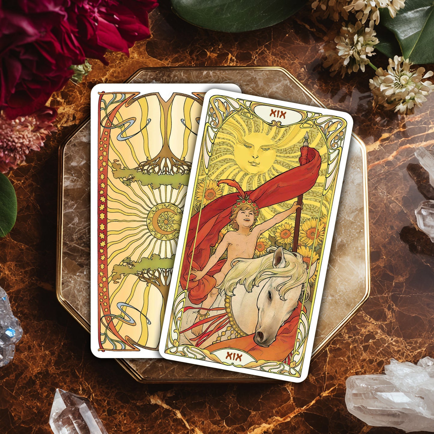 Golden Art Nouveau Tarot: 78 Tarot Cards & Guide Booklet