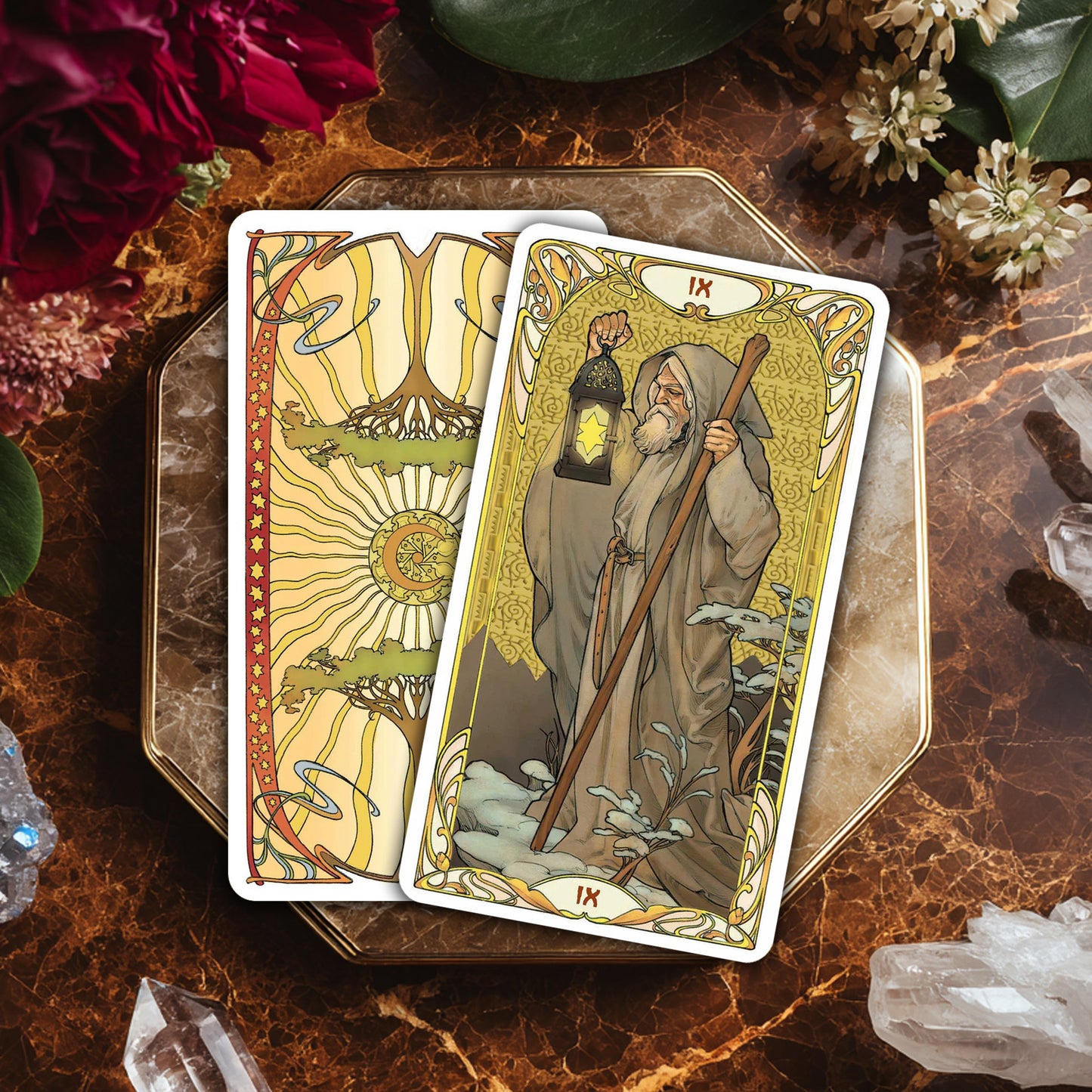 Golden Art Nouveau Tarot: 78 Tarot Cards & Guide Booklet