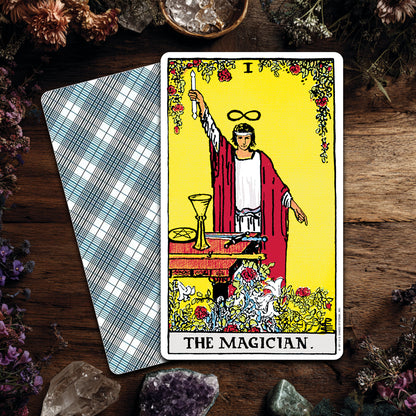 The Rider Waite Tarot Deck: 78 Tarot Cards & Guide Booklet