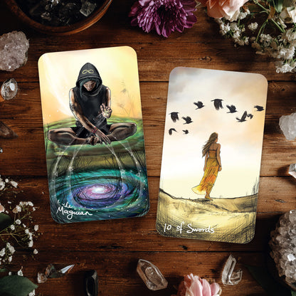 Pocket Light Seer's Tarot: Beautiful tarot cards in a Tin Box & Guidebook