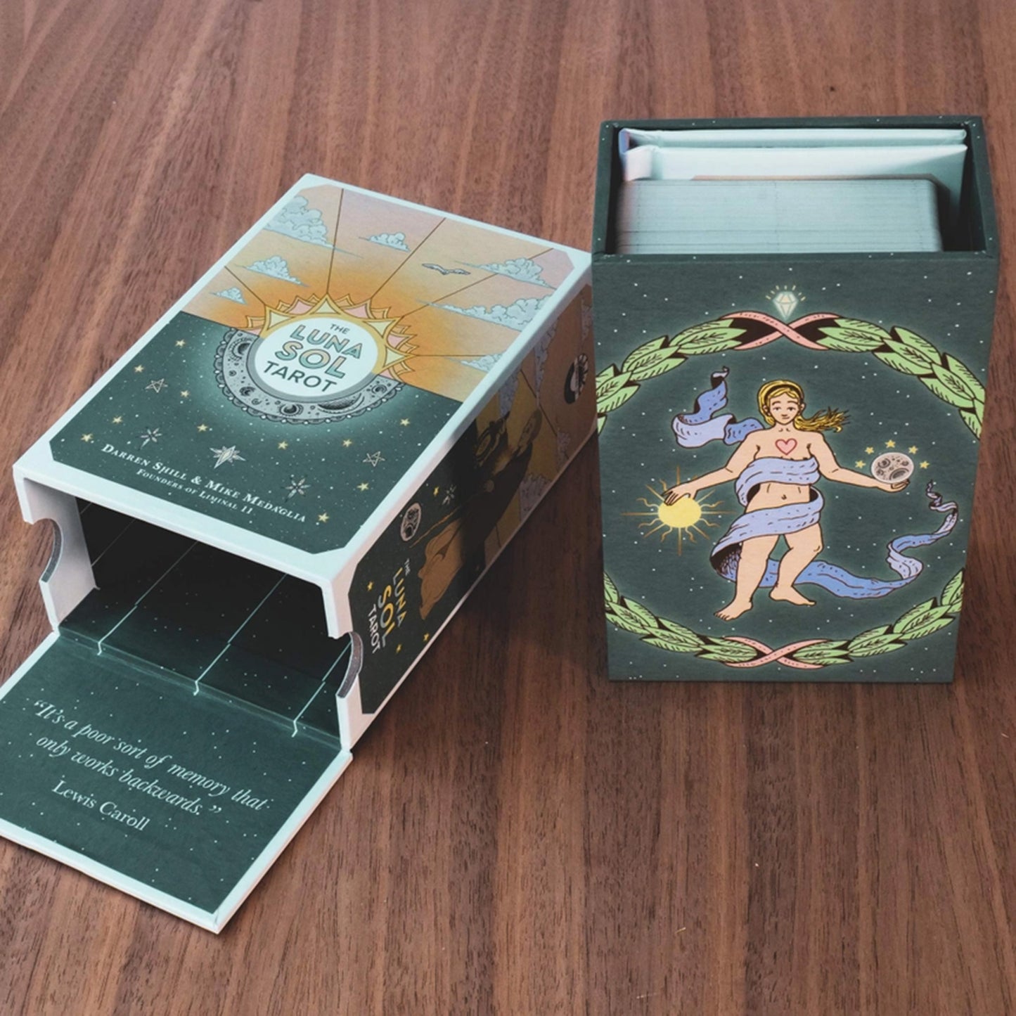 The Luna Sol Tarot: 78 Tarot Card Deck & Guidebook