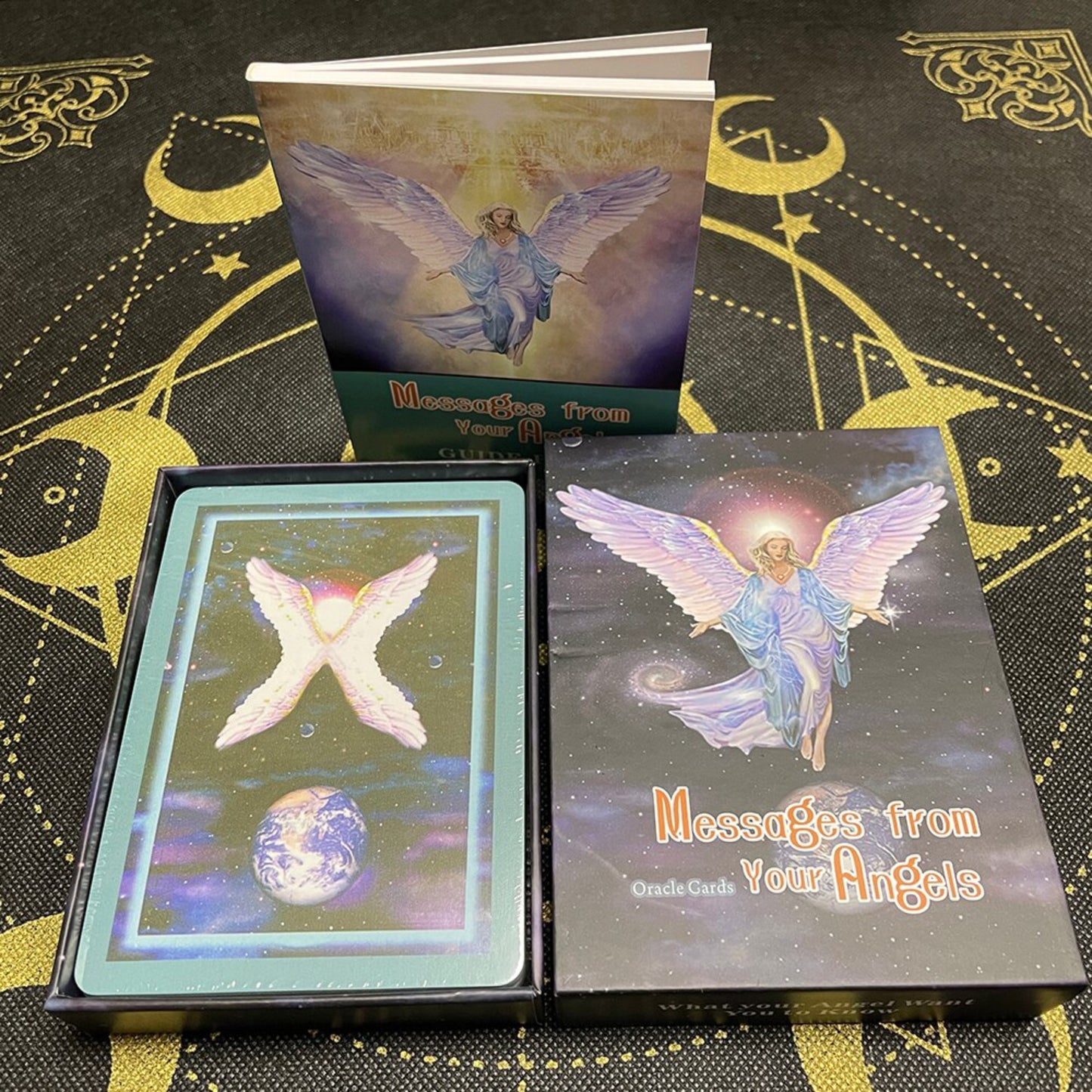 Messages From Your Angels Oracle Deck: 44 Oracle Cards & Guidebook by Doreen Virtue