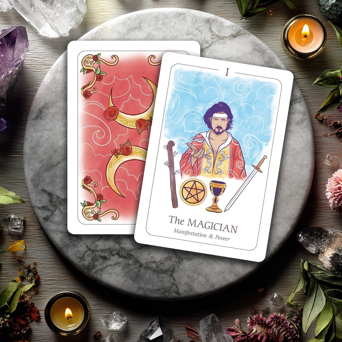 Simplicity Tarot: Diverse Deck with Gold Edges & Keywords on the Cards