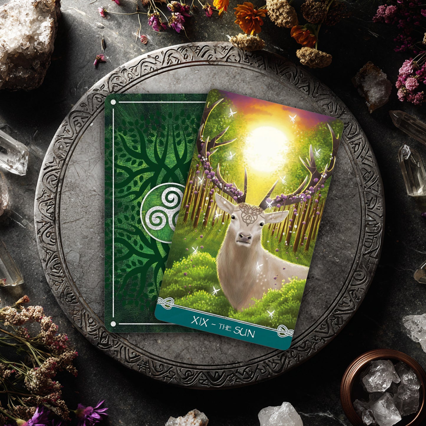 Universal Celtic Tarot Deck: 78 Tarot Cards & Guidebook